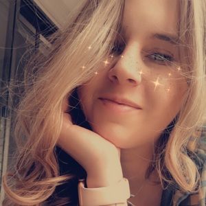 Meet your Posher, Mikayla